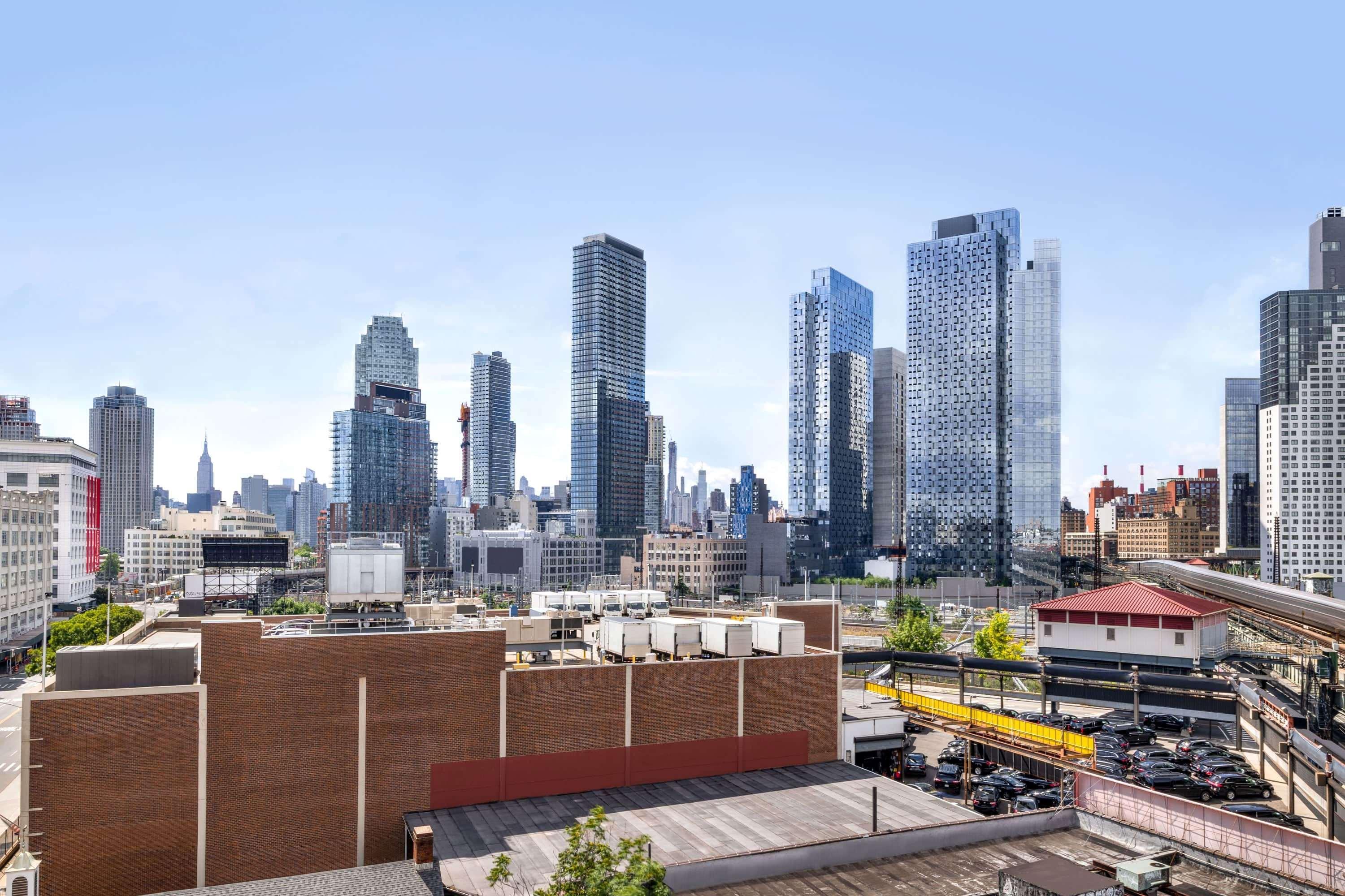 Days Inn By Wyndham Long Island City New York Exterior photo